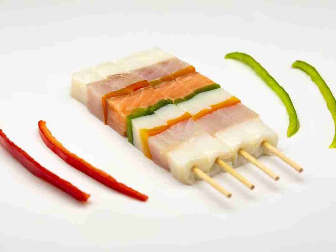 arrosticino di pesce, arrosticini di merluzzo, arrosticini di salmone, grigliata di pesce pronta, arrosticini misti pesce
